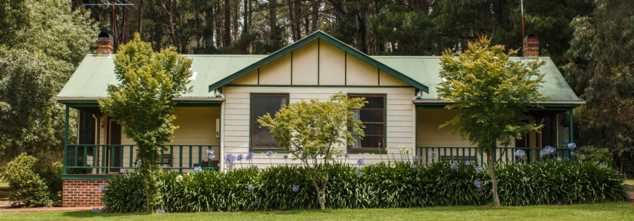 Federation Gardens and Possums Hideaway